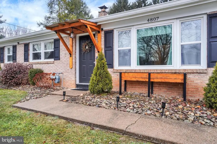 4807 Delbrook Rd, Mechanicsburg, PA 17050 - #2