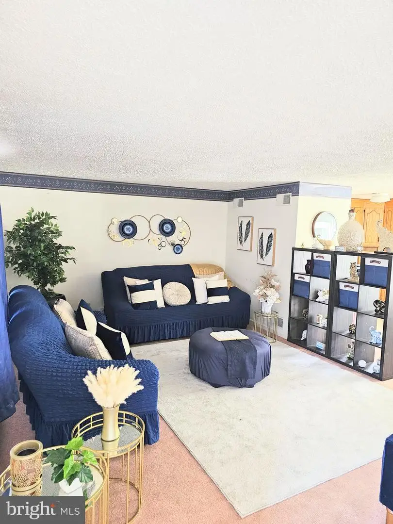 400 S Penn Street, Shippensburg, PA 17257 - #2