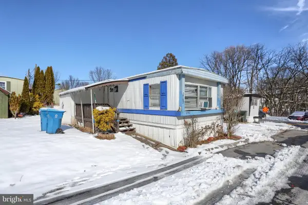 2543 Rolo Court, MECHANICSBURG, PA 17055