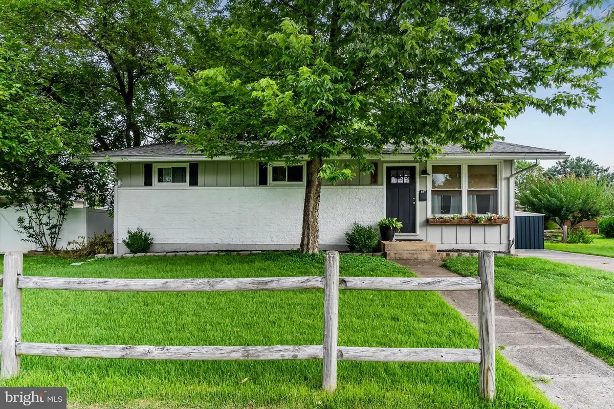 4903 Charles Rd, Mechanicsburg, PA 17050 - #1