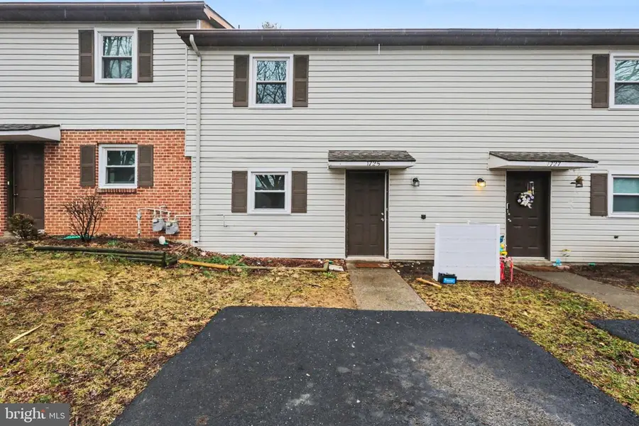 1725 English Dr, Mechanicsburg, PA 17055 - #2