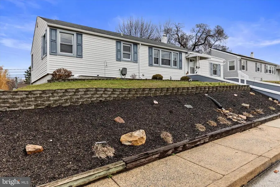 504 N Enola Dr, Enola, PA 17025 - #2