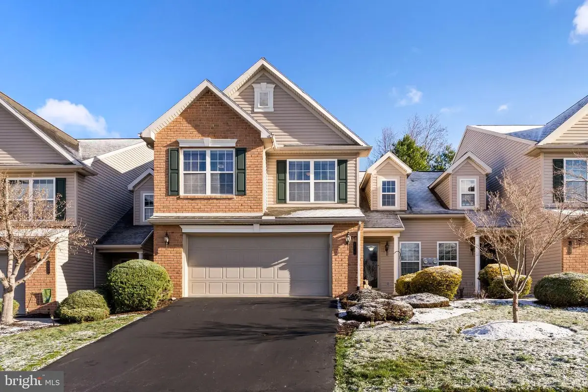 4230 Roth Farm Village Cir, Mechanicsburg, PA 17050 - #1