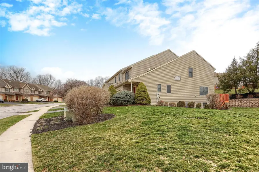 1475 Maplewood Dr, New Cumberland, PA 17070 - #2