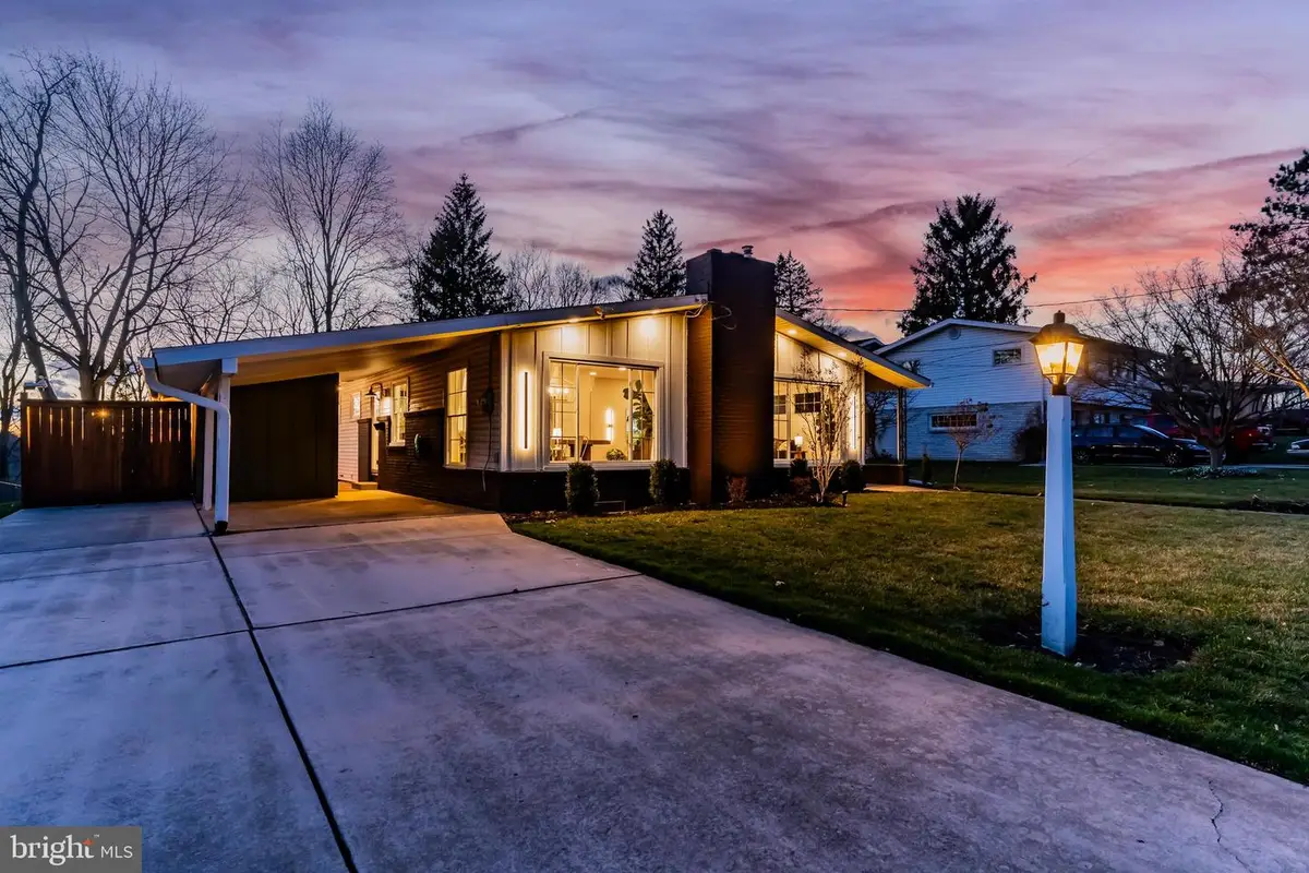 216 N 36th St, Camp Hill, PA 17011 - #1