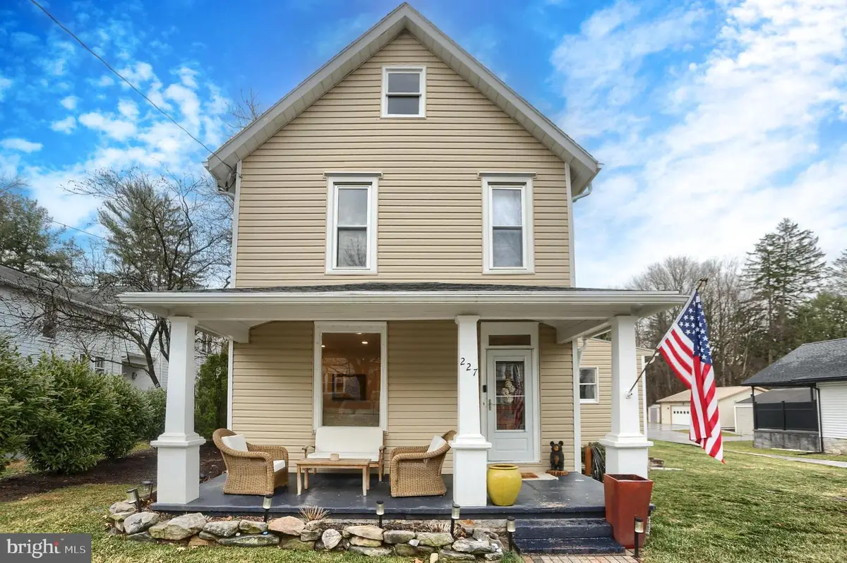 227 N 17th St, Camp Hill, PA 17011 - #1