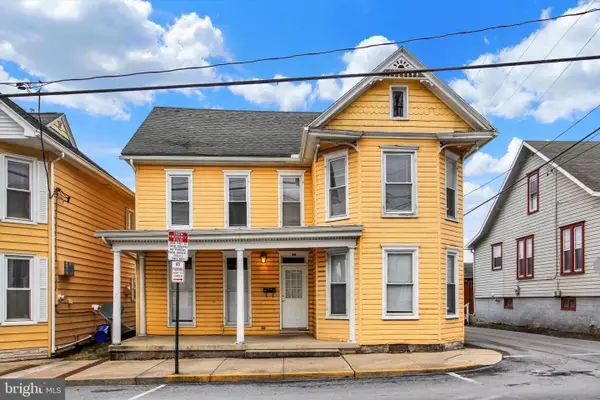 15 E Orange Street, SHIPPENSBURG, PA 17257