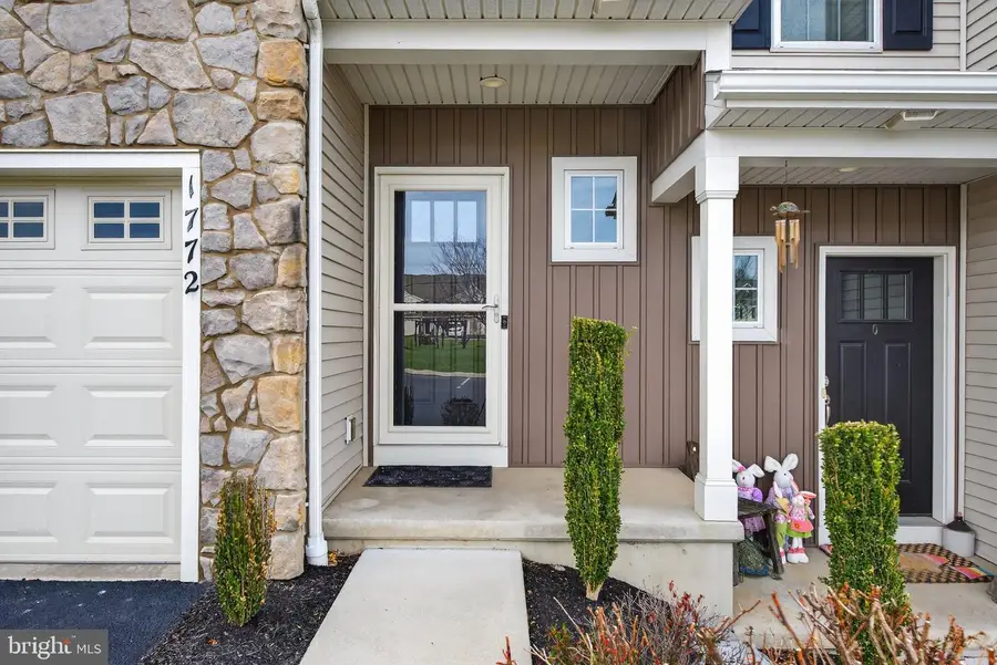 1772 Fairbank Ln, Mechanicsburg, PA 17055 - #3