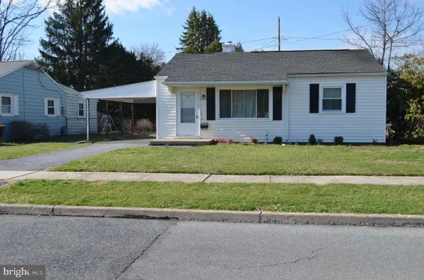 67 Sussex Rd, CAMP HILL, PA 17011
