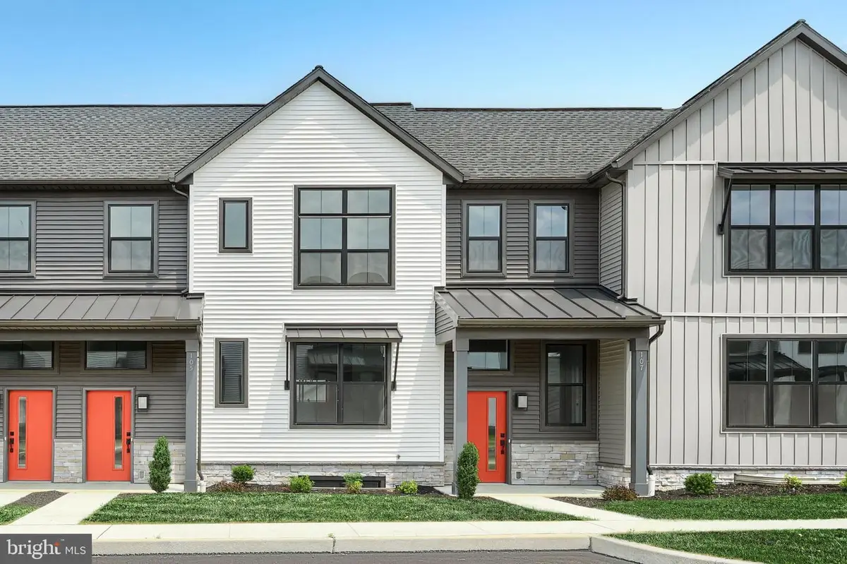 105 Madison Dr, Mechanicsburg, PA 17055 - #1