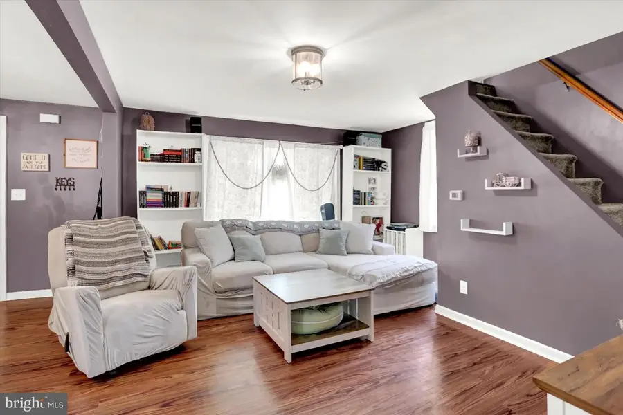 212 Chestnut St, Mount Holly Springs, PA 17065 - #3