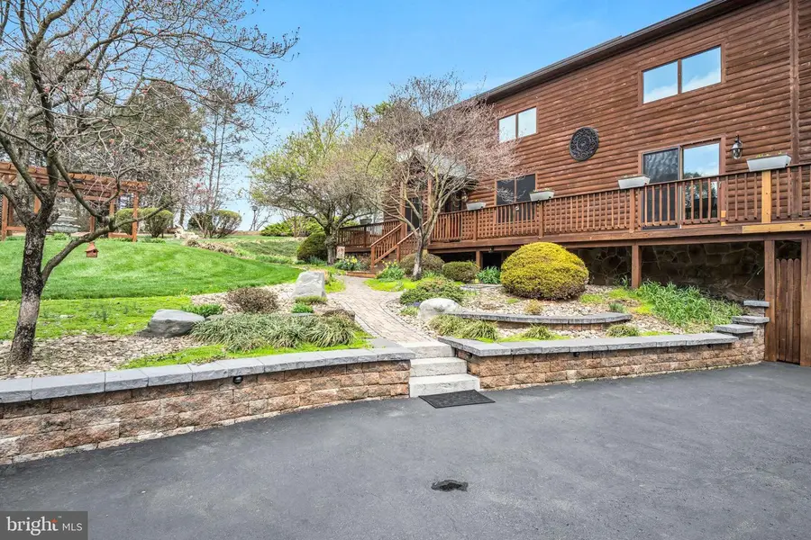 254 Stuart Rd, Carlisle, PA 17015 - #2