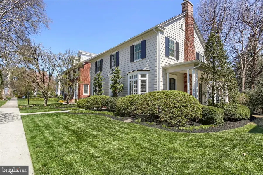 227 N 25th St, Camp Hill, PA 17011 - #3