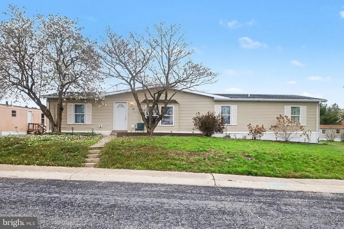 11 Heather Dr, Carlisle, PA 17013 - #1