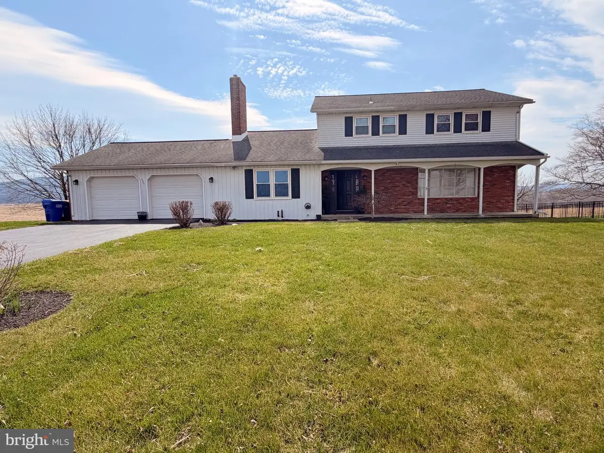 1387 Lutztown Rd, Boiling Springs, PA 17007 - #1