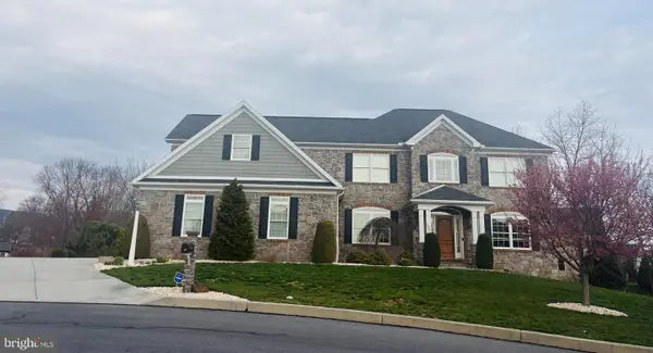 2005 Raptor Ct, MECHANICSBURG, PA 17050