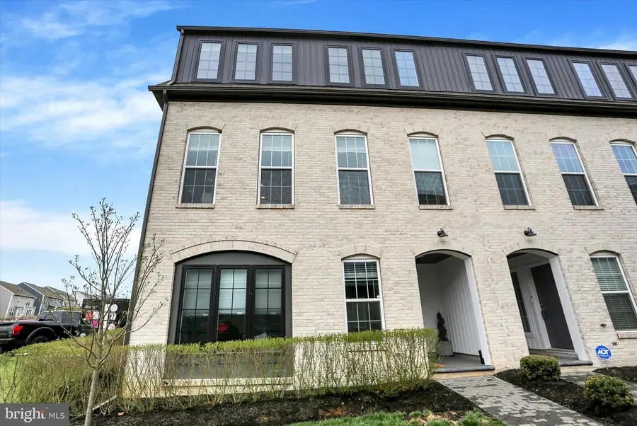3145 Grove Ct, Mechanicsburg, PA 17055 - #3