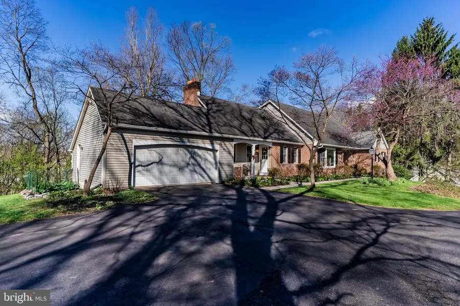 107 Little Run Rd, Camp Hill, PA 17011 - #3