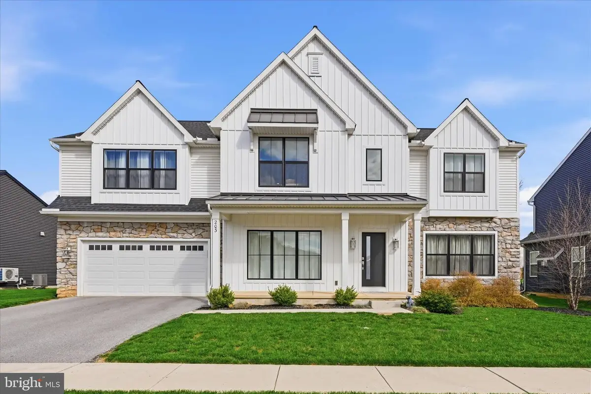 203 Wright Dr, Mechanicsburg, PA 17055 - #1