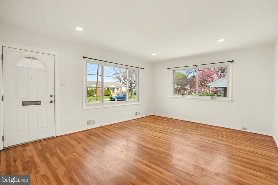 48 Kensington Dr, Camp Hill, PA 17011 - #3