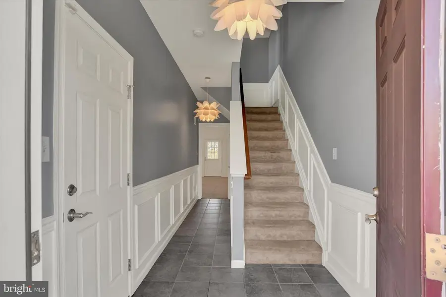 19 Indiana Cir, Lemoyne, PA 17043 - #2