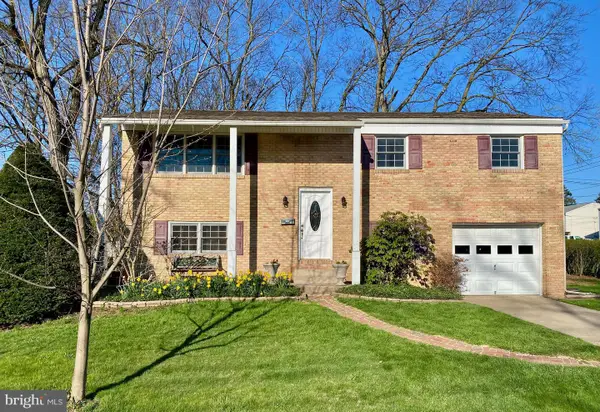 300 Thomas Dr, MECHANICSBURG, PA 17050