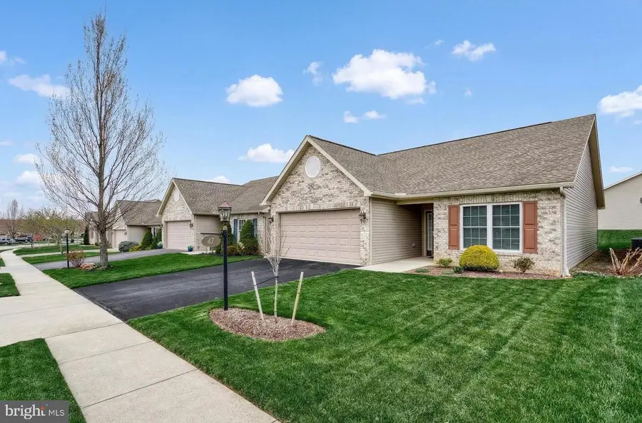 47 Keswick Drive, Mechanicsburg, PA 17050 - #2