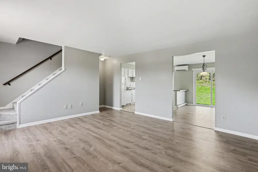 18 Dartmouth Ct, Mechanicsburg, PA 17055 - #3