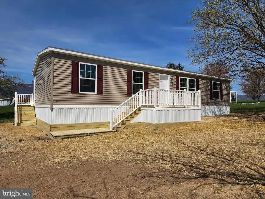 49 Esther St, Newville, PA 17241 - #2