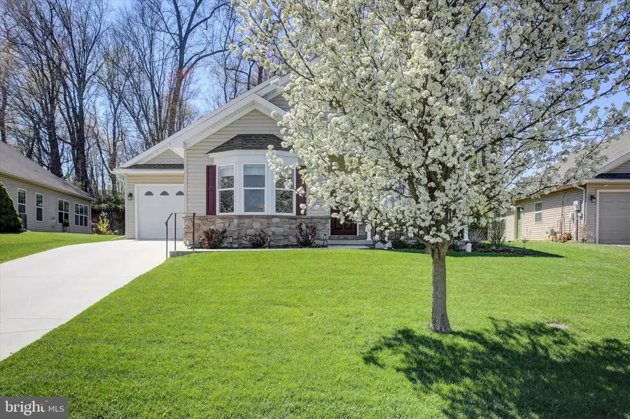 25 Colonial Court, Shippensburg, PA 17257 - #3