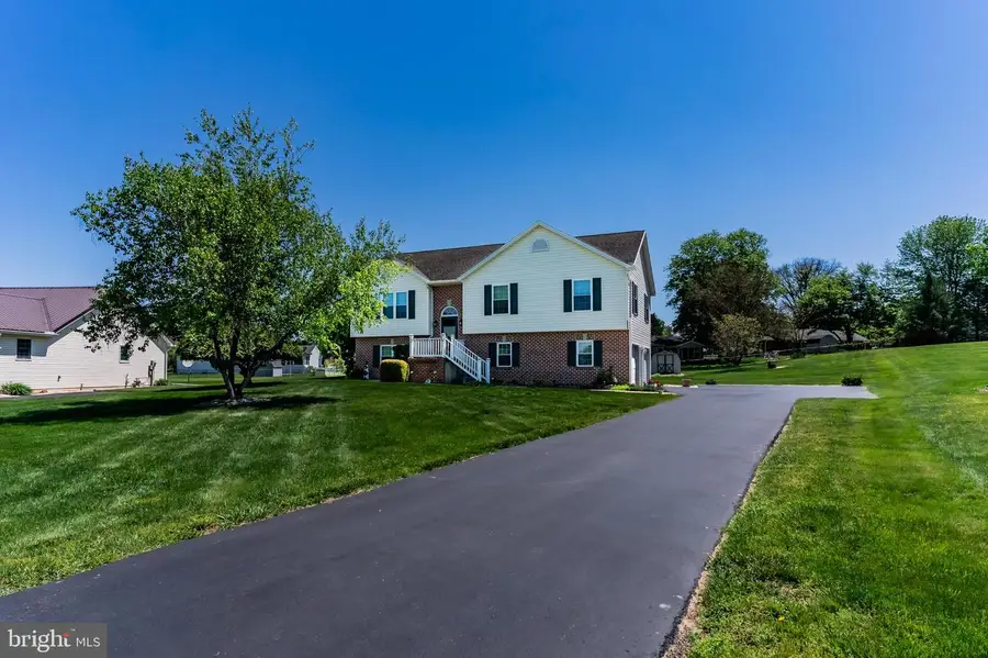 22 Cobblestone Drive, Carlisle, PA 17015 - #2