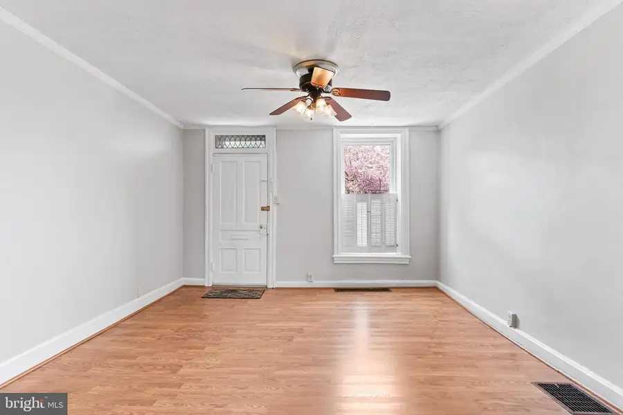 19 N East St, Carlisle, PA 17013 - #2