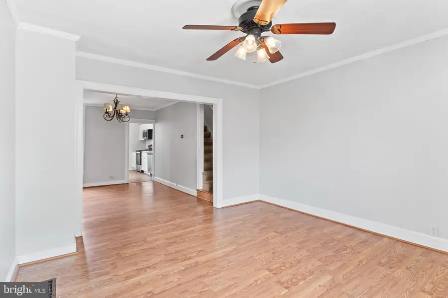 19 N East St, Carlisle, PA 17013 - #3