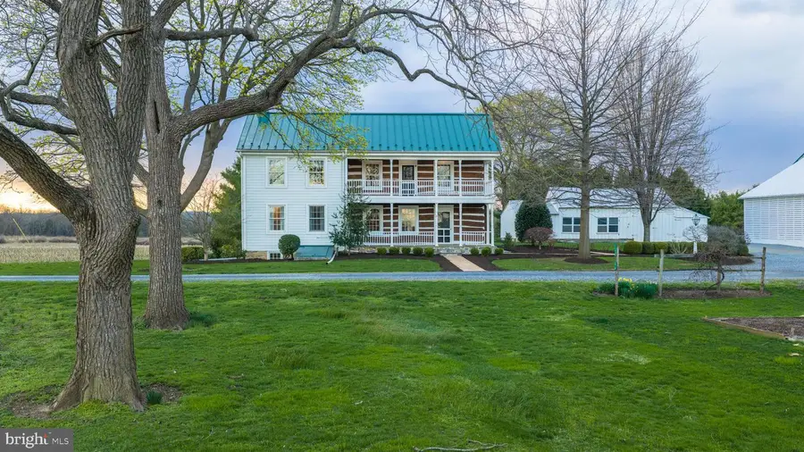 1122 W Trindle Rd, Mechanicsburg, PA 17055 - #2