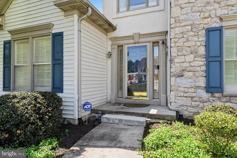 1103 Wansford Rd, Mechanicsburg, PA 17050 - #3