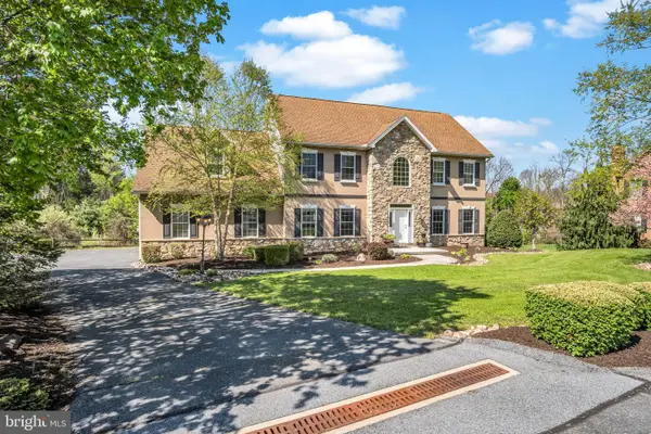 1423 Wellgate Ln, MECHANICSBURG, PA 17055