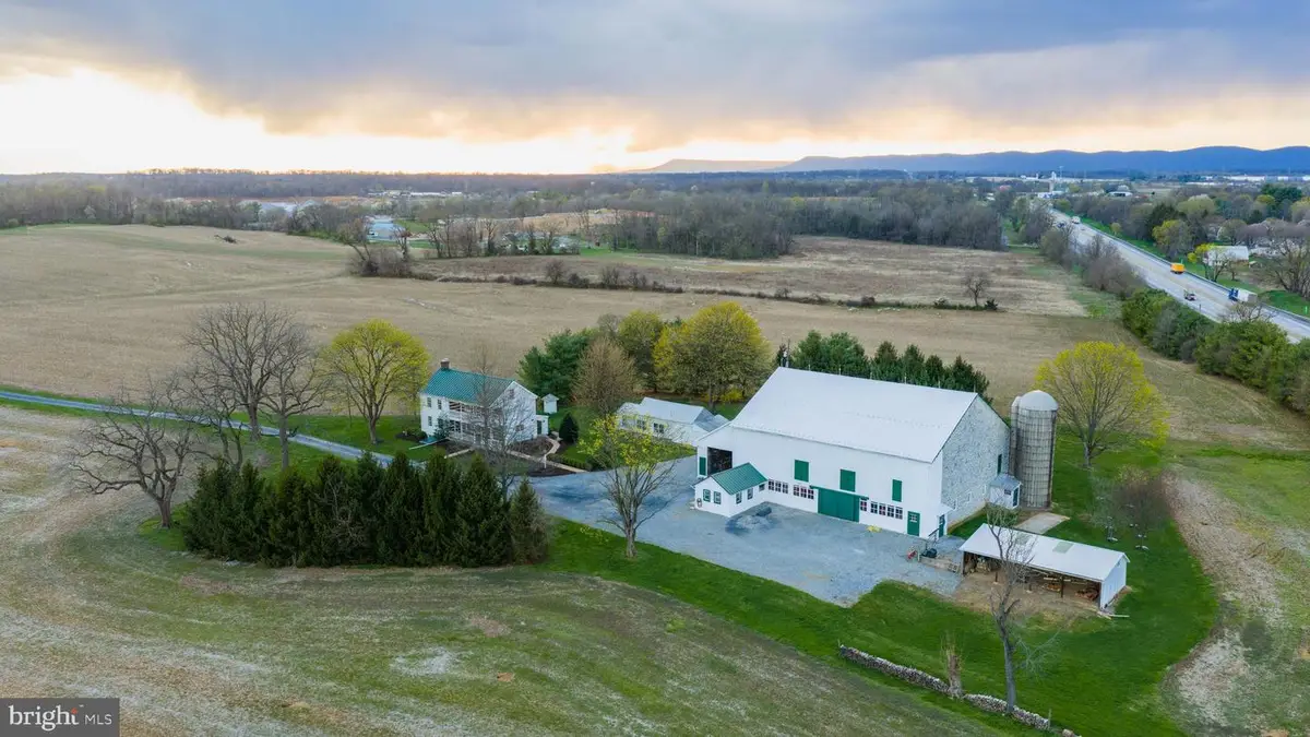 1122 W Trindle Rd, Mechanicsburg, PA 17055 - #1