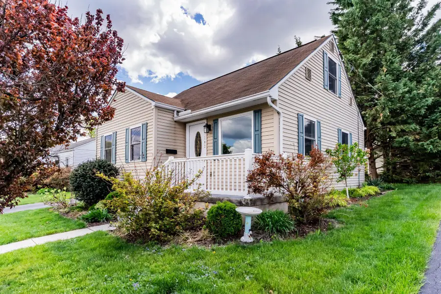 1303 Kingsley Rd, Camp Hill, PA 17011 - #2