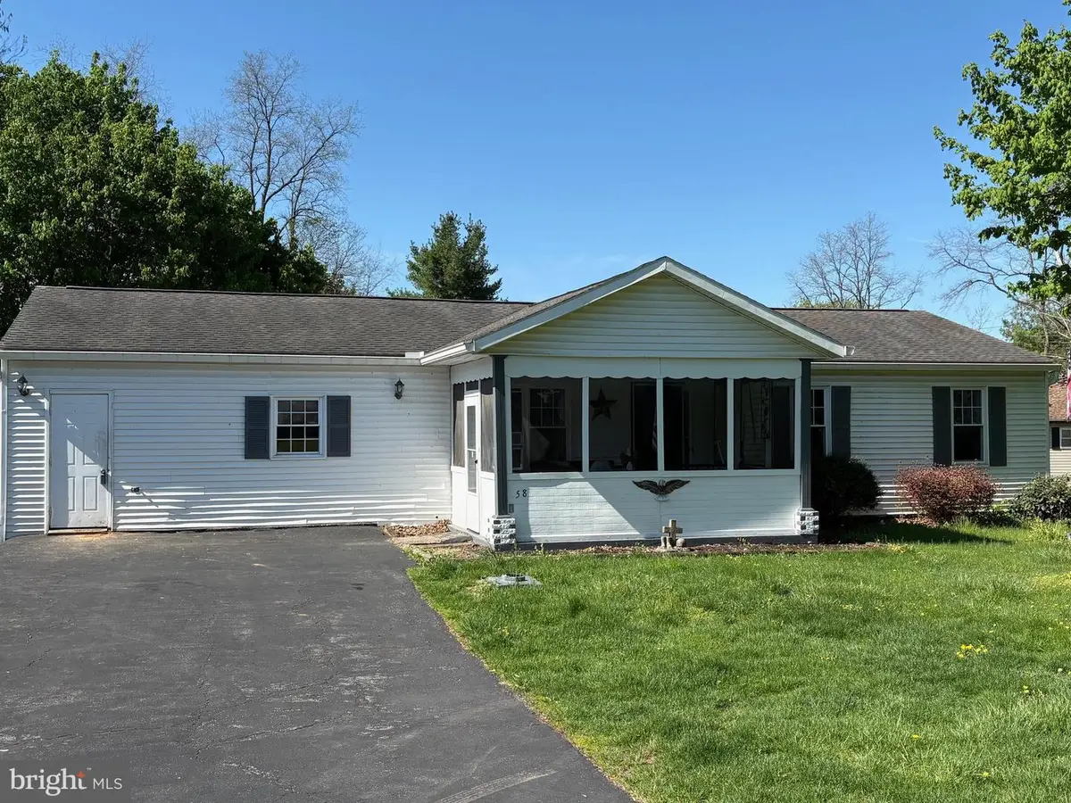 58 Old Stonehouse Rd S, Carlisle, PA 17015 - #1