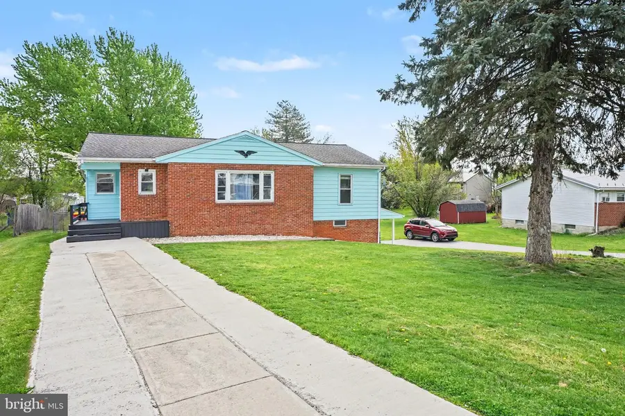 116 Willow Dr, Shippensburg, PA 17257 - #2