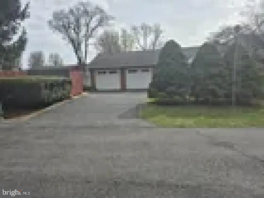 21 Richard Rd, Mechanicsburg, PA 17050 - #3