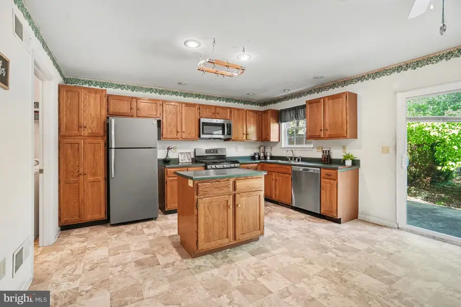 239 G St, Carlisle, PA 17013 - #2