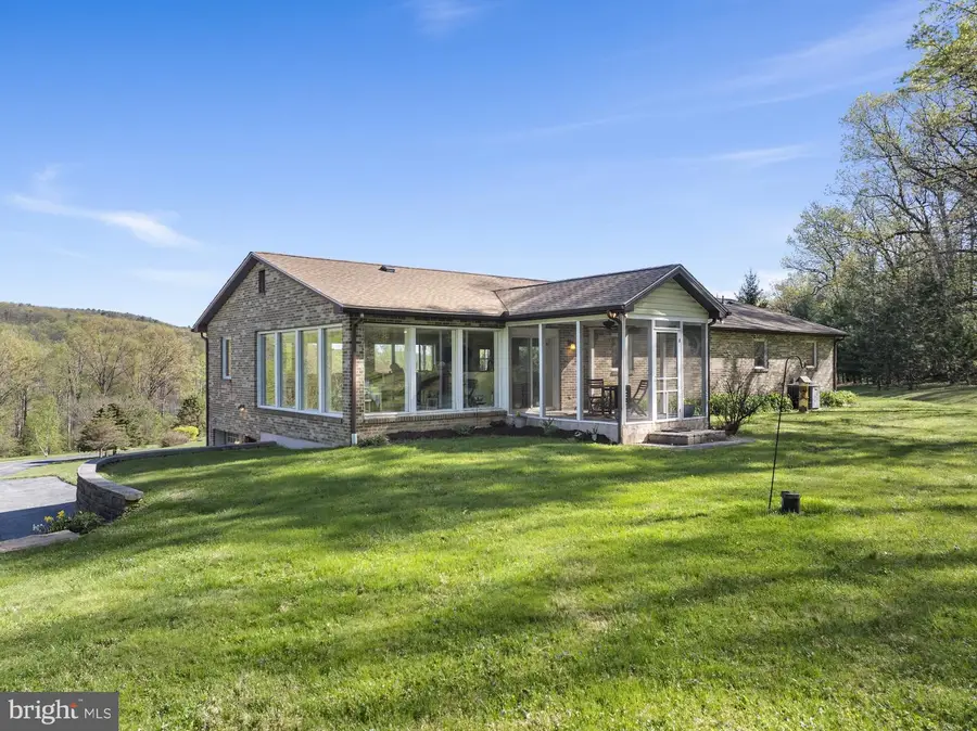 96 Peach Glen Rd, Gardners, PA 17324 - #3