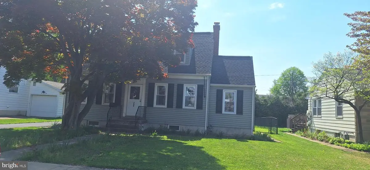 730 Harding St, New Cumberland, PA 17070 - #1