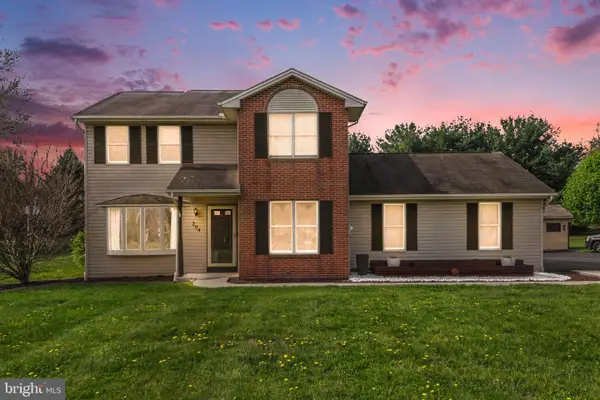 204 Burnt House Rd, CARLISLE, PA 17015