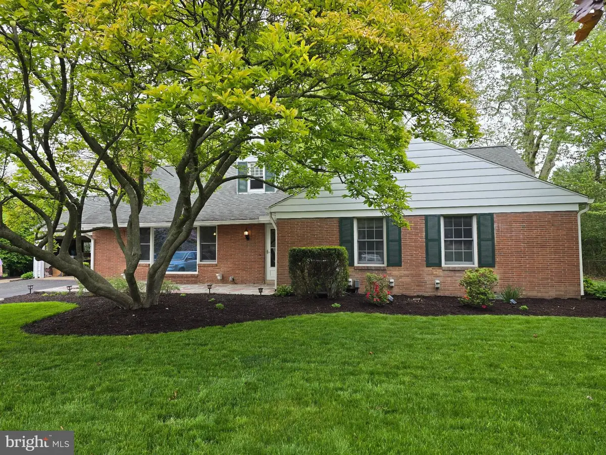 751 Arlington Rd, Camp Hill, PA 17011 - #1