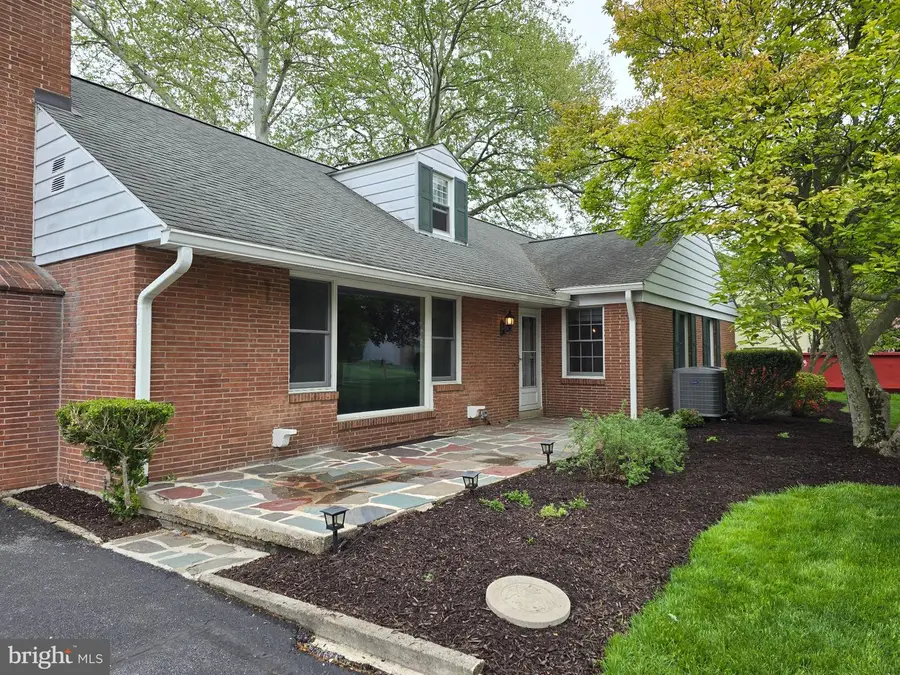 751 Arlington Rd, Camp Hill, PA 17011 - #3