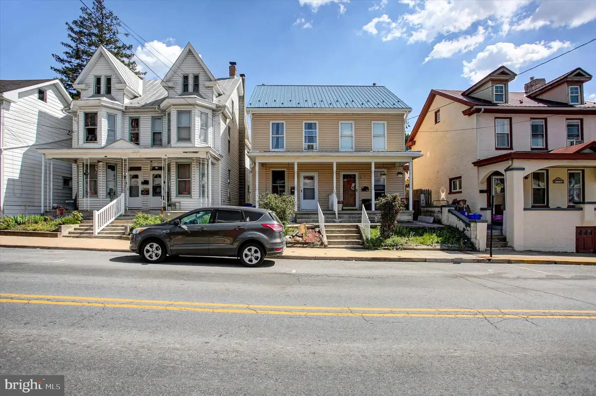 114 E Orange St, Shippensburg, PA 17257 - #1