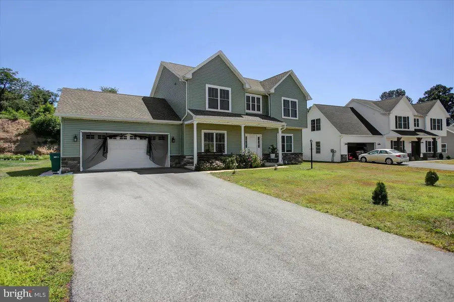238 Parkway Dr, Mount Holly Springs, PA 17065 - #3