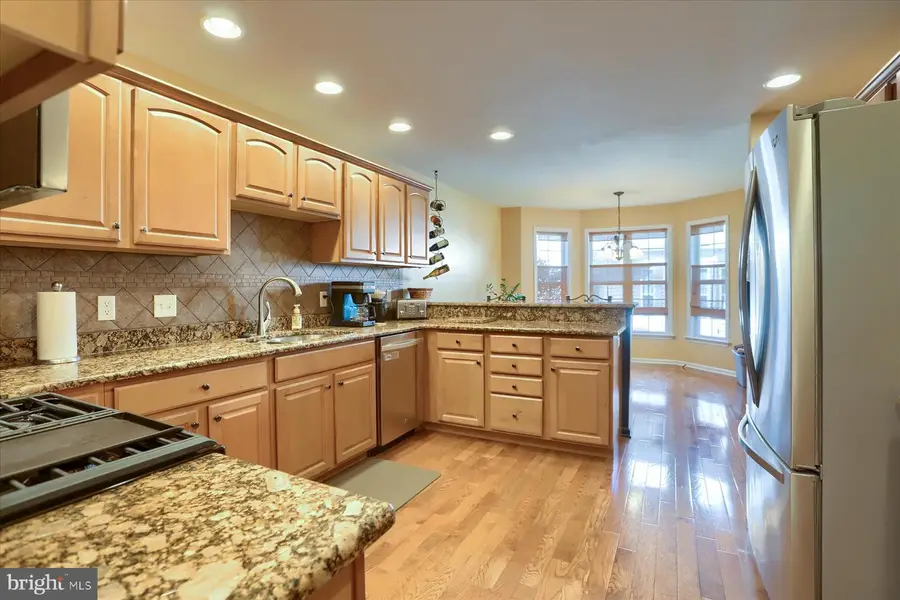4250 Roth Farm Village Cir, Mechanicsburg, PA 17050 - #3